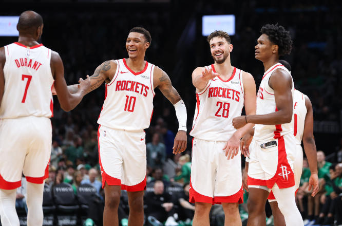 火箭主場險勝太陽戰績升至西區第三 22勝11負反超湖人緊追馬刺