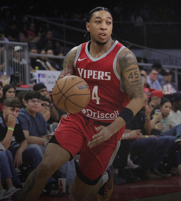 火箭召回G聯盟毒蛇隊後衛JD·戴維森 前日單場26分表現搶眼