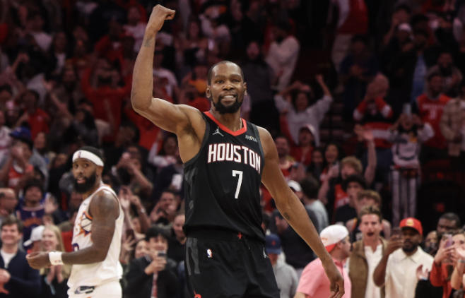 火箭險勝太陽100-97 NBA官方確認最後兩分鐘裁判無誤