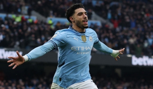 英超轉會動態維拉熱刺欲租借馬爾穆什曼城立場強硬拒放人