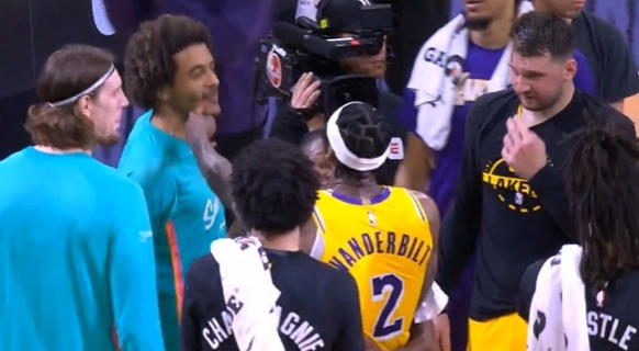 湖人不敵馬刺賽後爆衝突范德比爾特索漢正面對話內幕曝光NBA話題再升溫