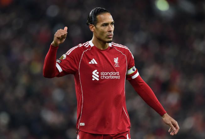 切爾西冬窗尋後衛補強，曾詢問范戴克，重啟對塞內西與吕迪格等球員的興趣