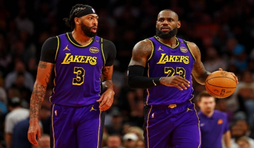 從巴斯家族內鬥到湖人百億出售風暴：珍妮巴斯不滿勒布朗詹姆斯內幕曝光