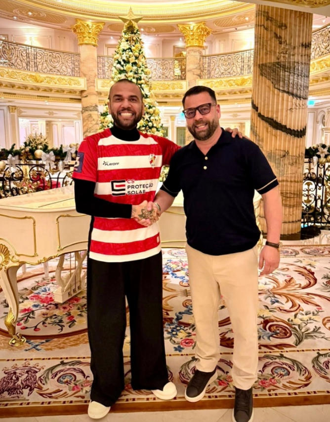 阿爾維斯重披戰袍？收購葡甲球隊謀復出助保級