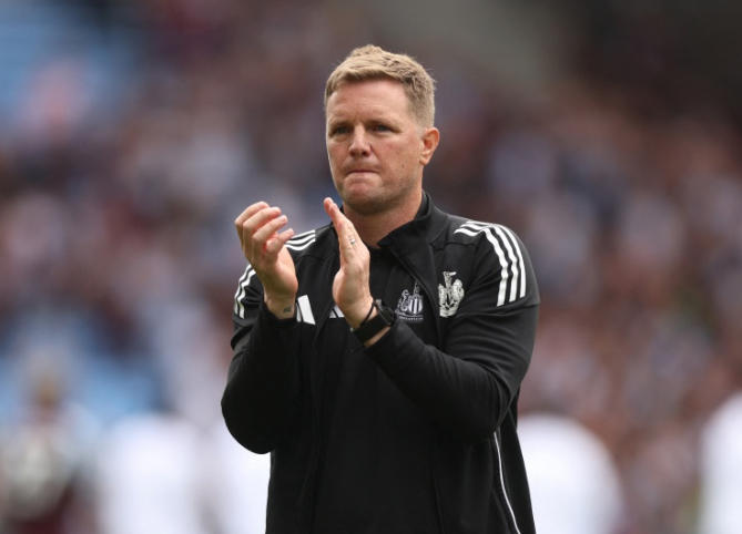 利物浦對陣紐卡素激戰正酣，埃迪豪賽前專訪透露戰術佈局與球員傷情