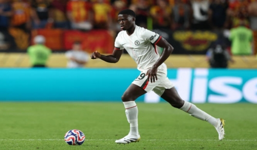 切爾西新帥有意提前召回外租後衛馬馬杜·薩爾